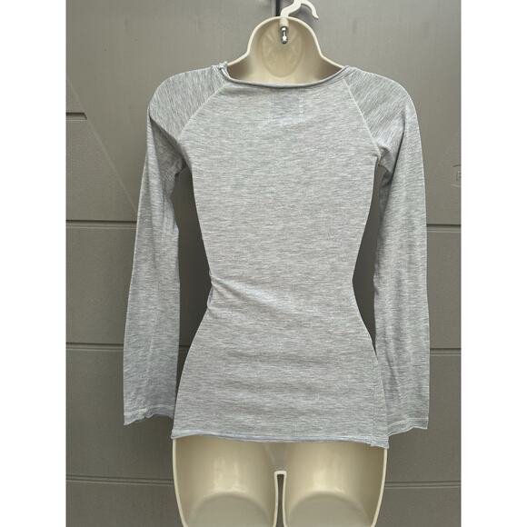 VTG Y2k Grunge Bella Swan Gray Abercrombie & Fitch Long Sleeve Fitted Tee USA S - Picture 11 of 12